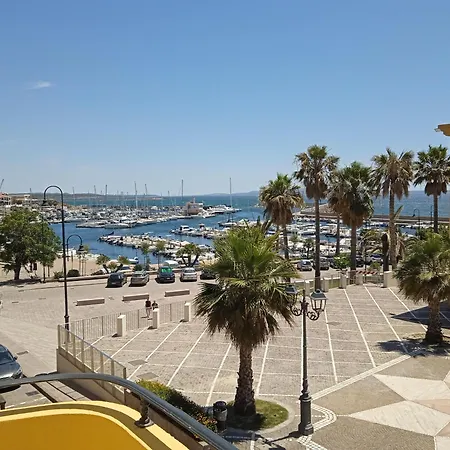 Followthesun- Fronte Mare Guest house Portoscuso